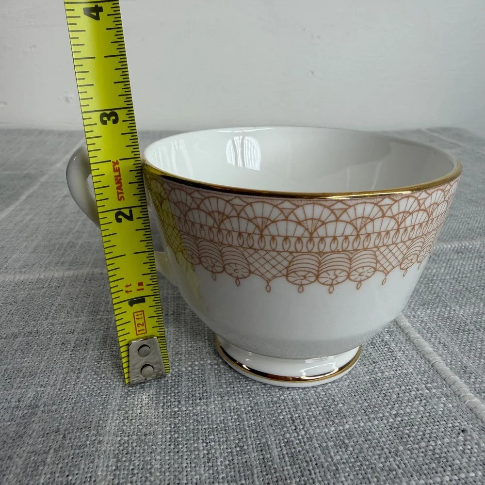 Crown‎ Staffordshire Classic Footed Cup And Saucer Gold Lace White & Gold